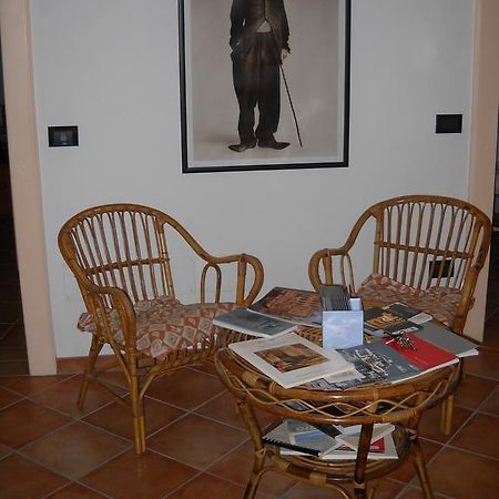 Charlie Chaplin Bed & Breakfast Tamara Ngoại thất bức ảnh
